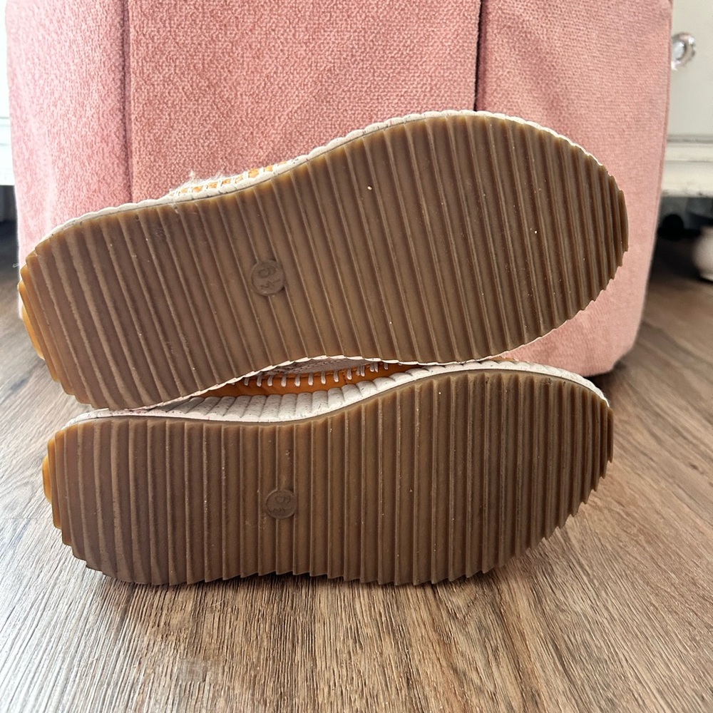 Universal Thread Tweed Multicolor Platform Sneake… - image 6